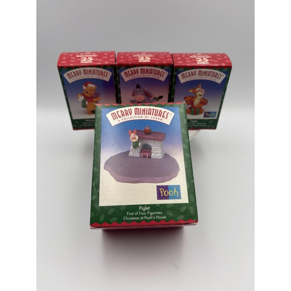 Hallmark 1999 Merry Miniatures Christmas at Pooh's House 4 Pieces Complete Set